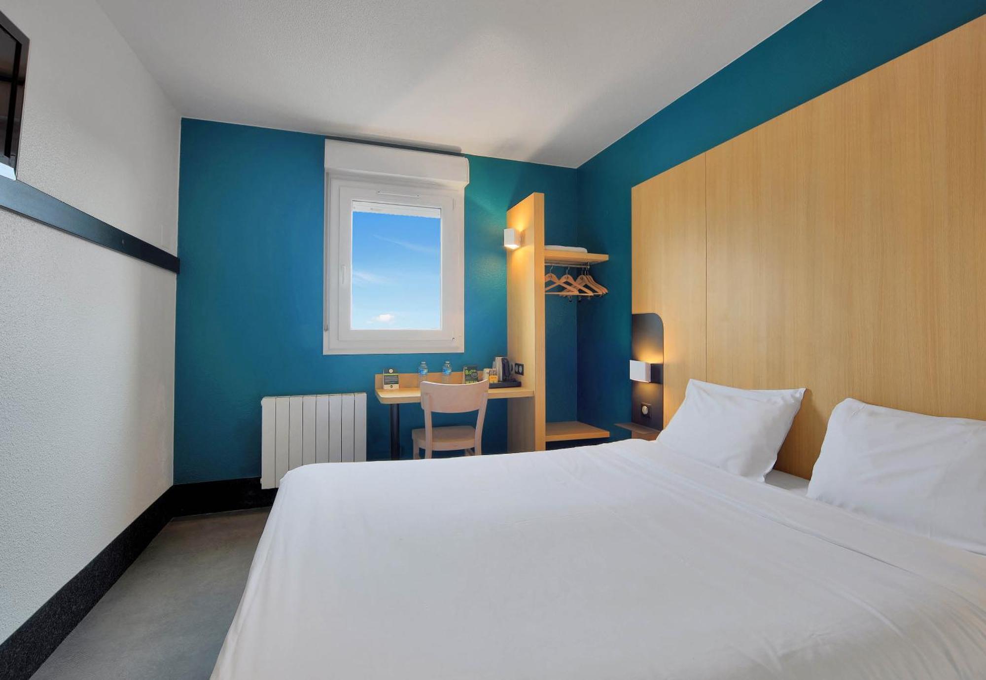 B&B Hotel Le Treport Friville ภายนอก รูปภาพ
